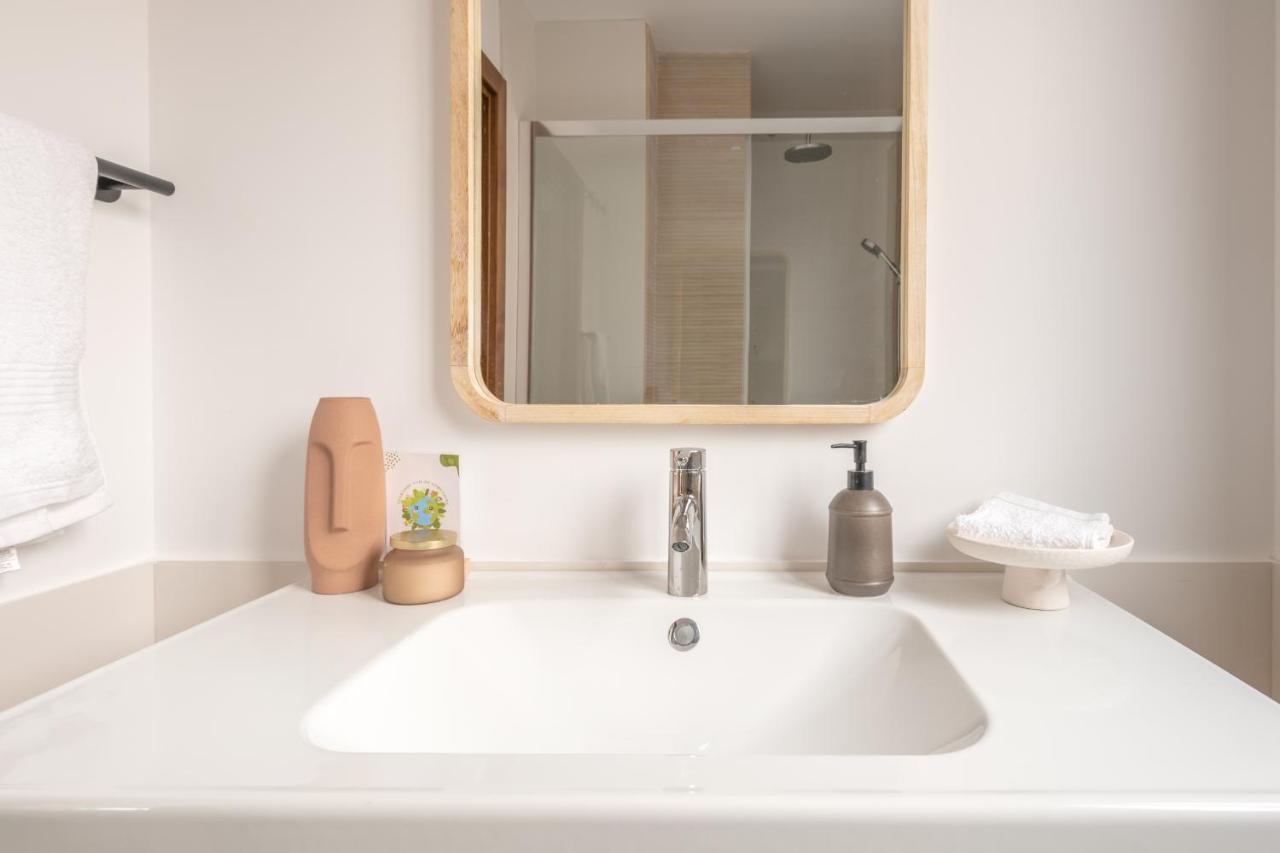 Malasana 13, Nuevo Apartamento 2 Dormitorios, Centro Historico, Todos Servicios, Barrio Tranquilo, Ms Малага Екстериор снимка